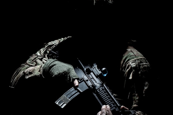 תהיה חזק — הסרט הישראלי שמצית מחדש את כוחו של הקולנוע האמיתי