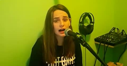 מאיה שפיל בת 13